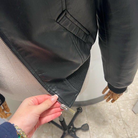 Babaton Arc Bomber - Picture 2 of 7